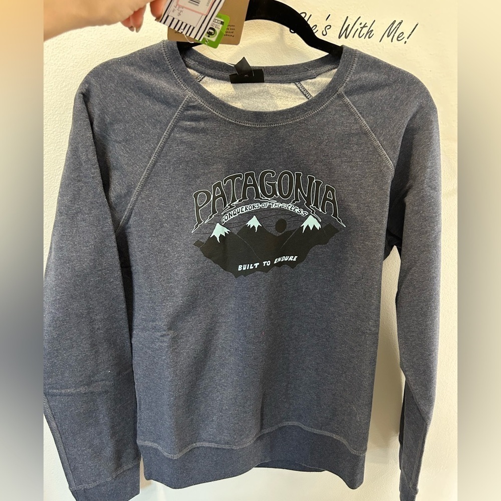 Patagonia navy crew neck sweatshirt size S NWT